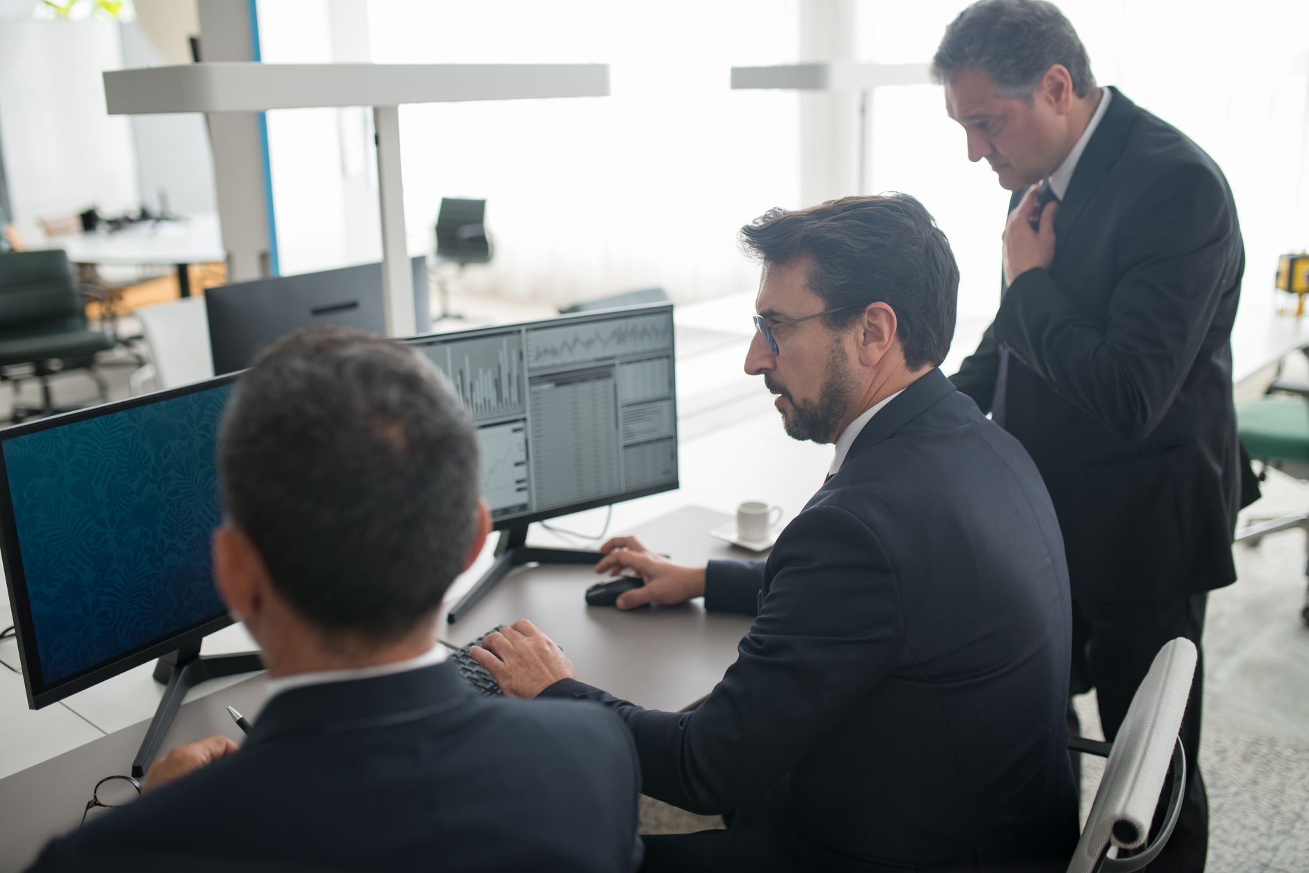 Sea Limited: A $169 Million Executive Sale Wave Hits After Strong Q2 Earnings